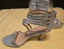 Top Moda Women's Inna-1 High Heel 3" Open Toe SIZE 10 Silver NEW BEAUTIFUL 