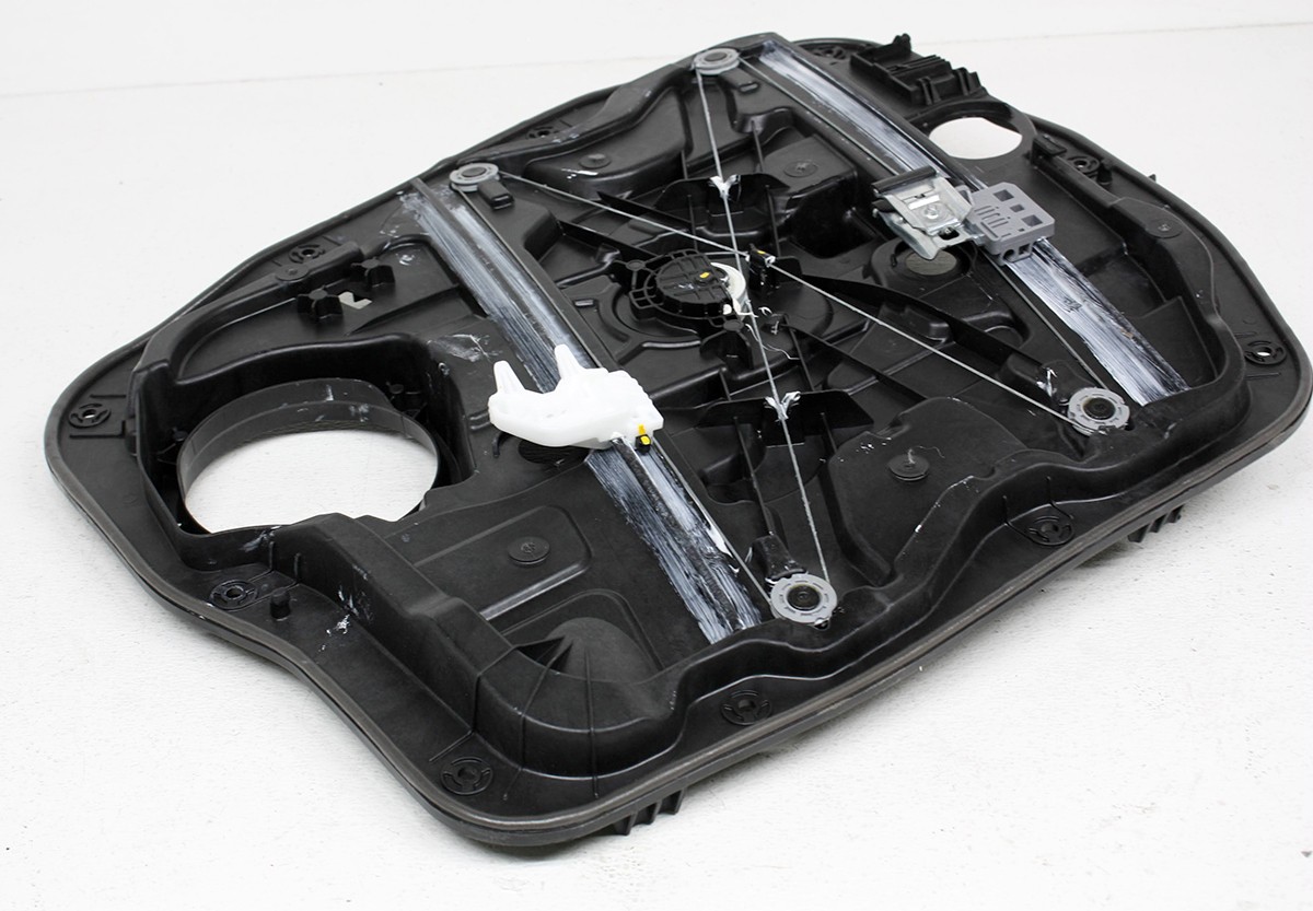 824712W010 OEM Left Driver Side Front Door Window Regulator For