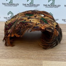 Vintage 1950s Pheasant Feather Pillbox Hat Iridescent Green Red Mid Century MCM