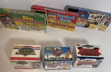 1999 Topps Traded Baseball Cards 22