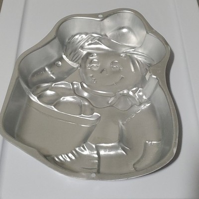 1998 Wilton Scarecrow 2105-2001 cake pan Birthday Fall Weather Halloween Pumpkin