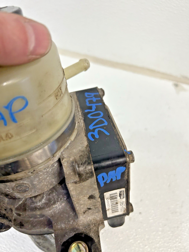 2000-2005 Toyota MR2 Spyder electric power steering pump w reservoir 89657-17010 - Bild 4 von 7