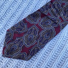 Guy Laroche Paris Red Blue Paisley Silk Neck tie 55 Inches Made in USA