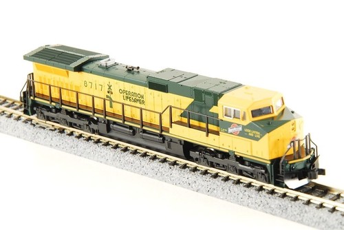 KATO N-Scale #176-3308 GE C44-9W "Dash 9" CNW OPERATION LIFESAVER #8717 | Zustand: Used