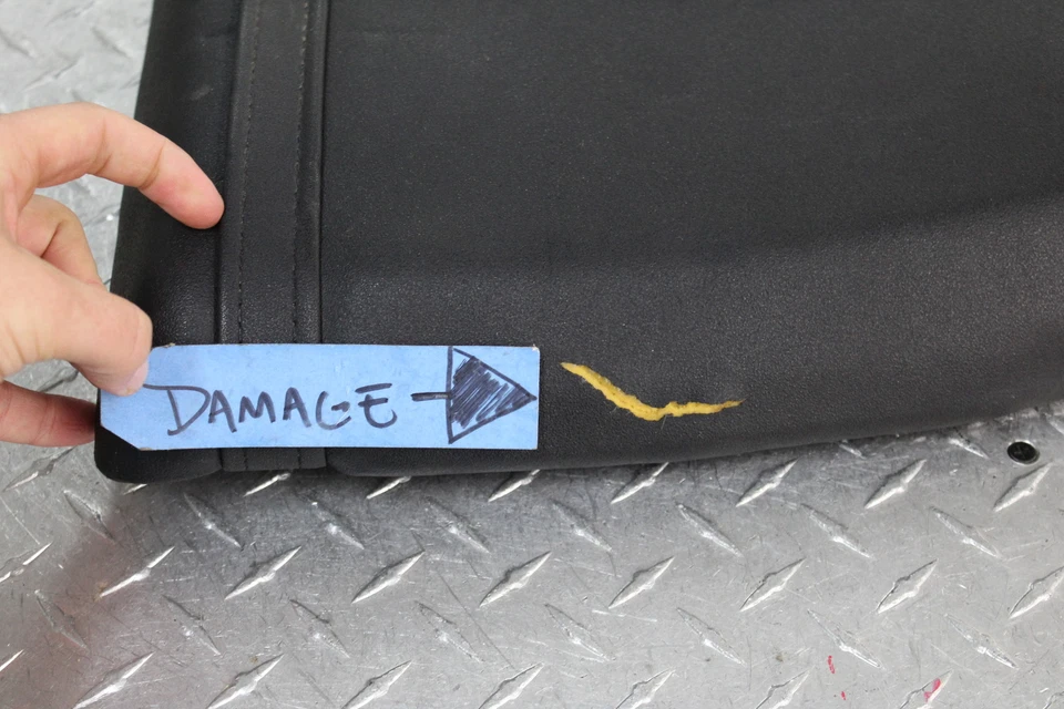 Suzuki GSXR600Z 2003 Limited asiento trasero asiento almohadilla sillín daños por pillón Foto 4 de 4