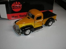 RARE Liberty Classics Mac Tools 1954 IH Hot Rod Pickup Truck BANK Free SHIPPING