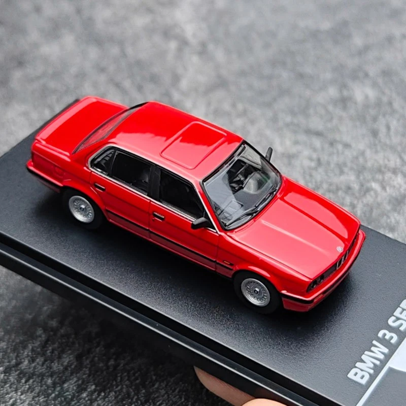 1:64 BMW 3 Series E30 2nd Generation 50th Anniversary Red Diecast Model - Image 3 of 4