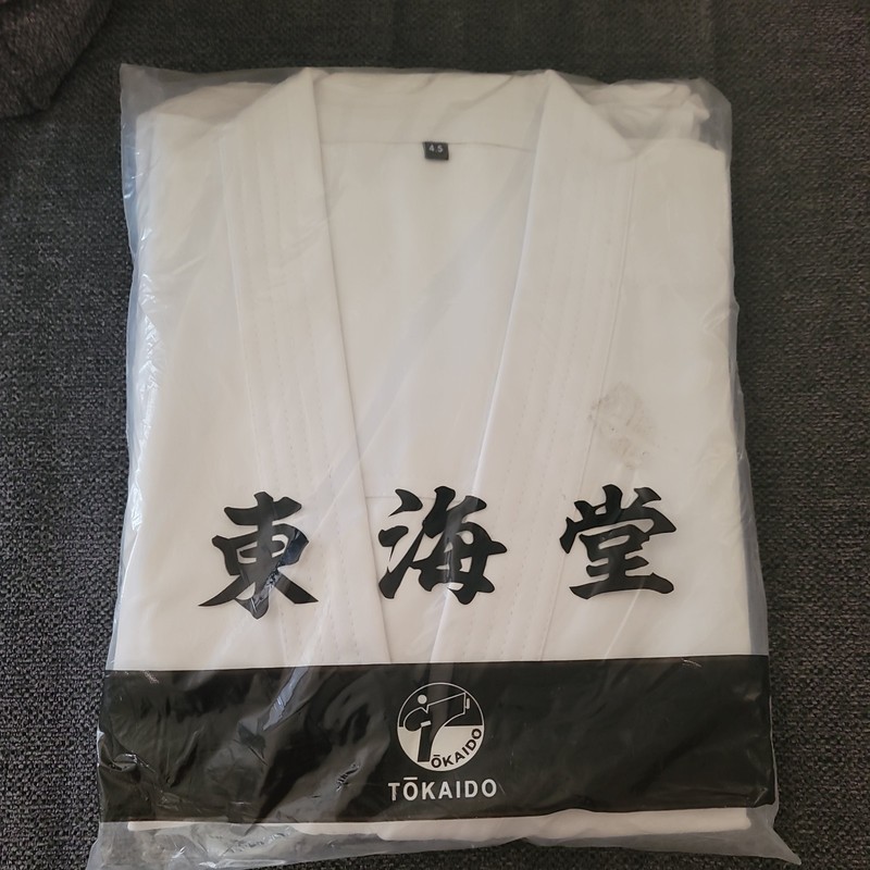 Tokaido Karate Kata Uniform, ISKF Martial Arts Gi size 4.5