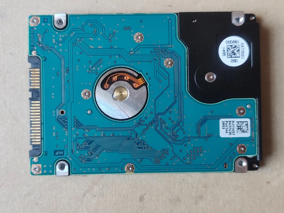 HGST HTS547575A9E384 750GB 2,5" HDD Festplatte 5400rpm 8MB SATAII - Bild 2 von 4