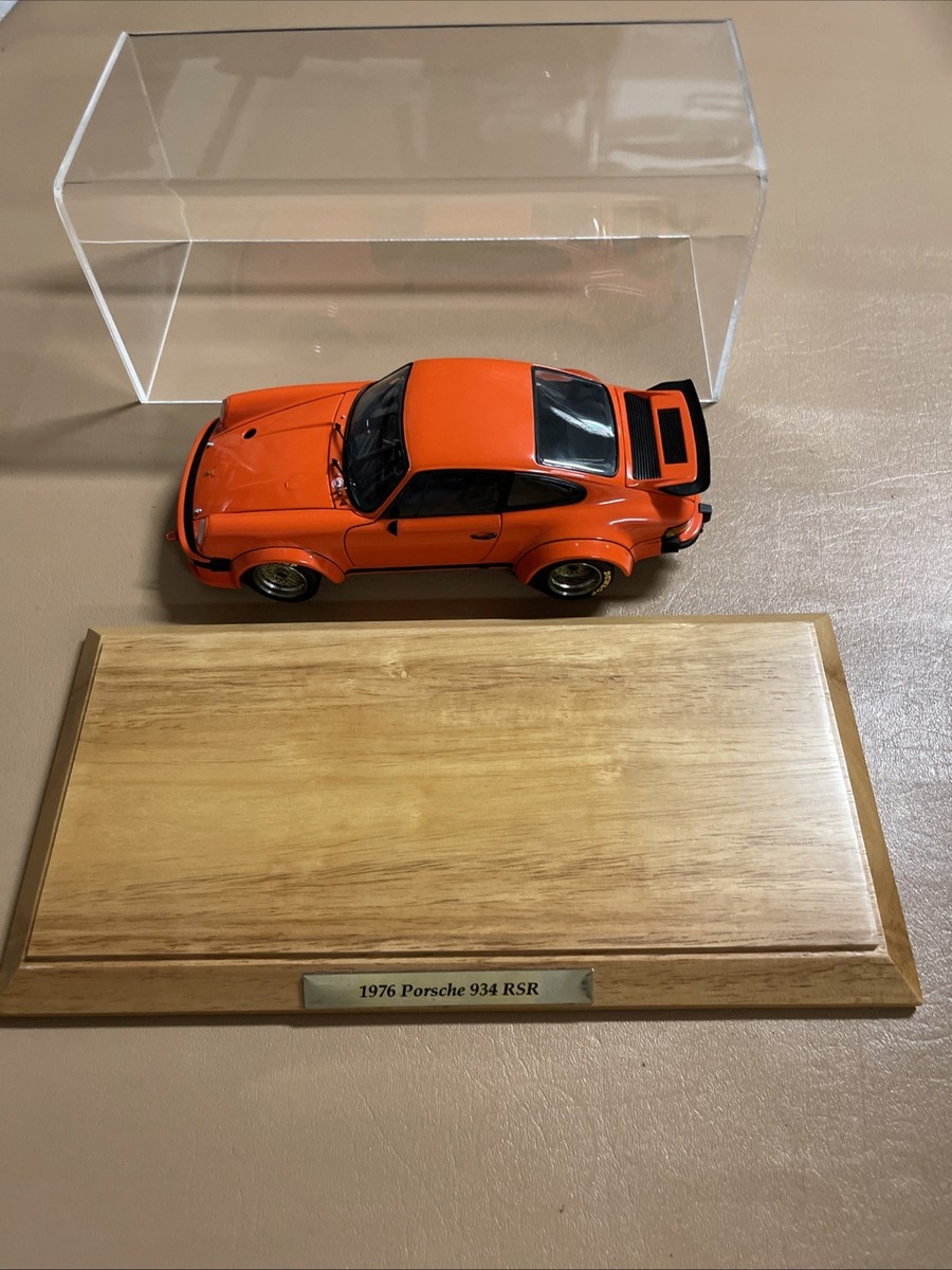 Exoto 1/18 scale Diecast 18092 - Porsche 934 RSR 1976 - Porsche
