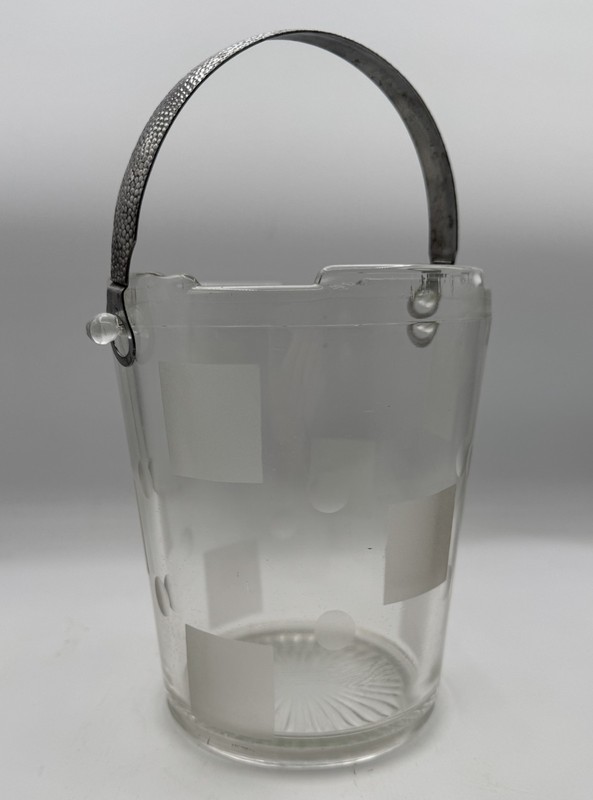 1930s American Art Deco Frosted Checkered and Dimpled Glass Ice Bucket
