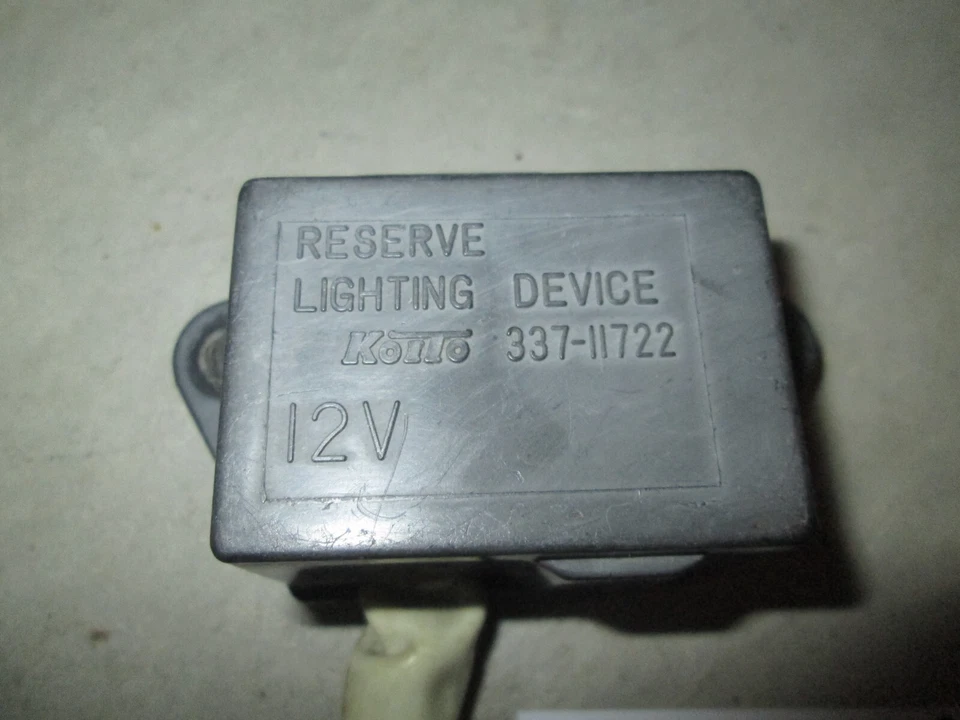 DISPOSITIVO DE ILUMINACIÓN RESERVA MODELOS YAMAHA XS750 / XS850 / XS1100 2F9-84308-00-00 Foto 2 de 4