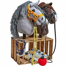 Rustic Hobby Horse Stable with 2 Stalls and Wood Holder, Toy Accessory