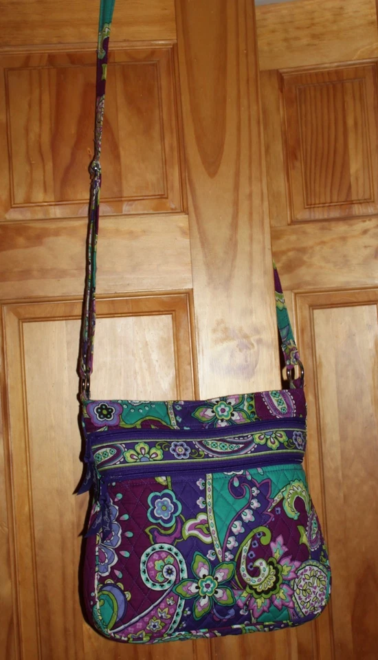 NEW Vera Bradley Crossbody Handbag Floral purple pink turquoise Paisley Purse - Image 2 of 4