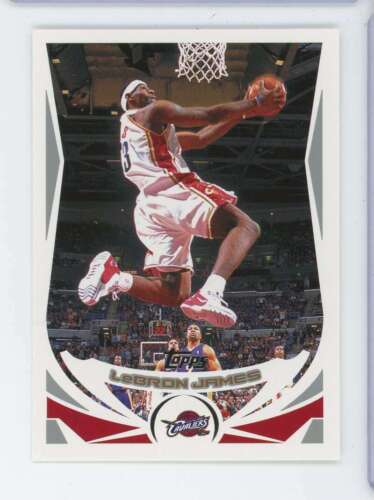 2007-08 Topps Finest LeBron James Base Chrome Card #40 PSA 2007-08 Topps Finest LeBron James Base Chrome Card #40 PSA