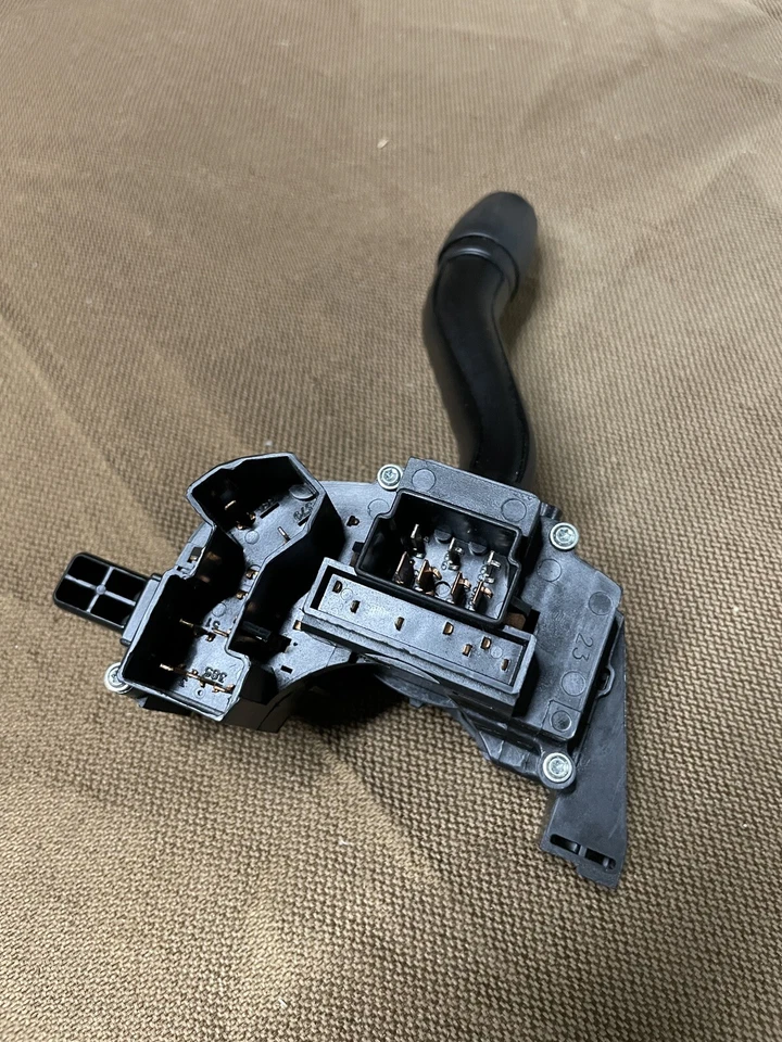 Interruptor de palanca limpiaparabrisas señal de giro Ford Ford F150 2014 F650 F750 ~ 2014 Foto 2 de 4