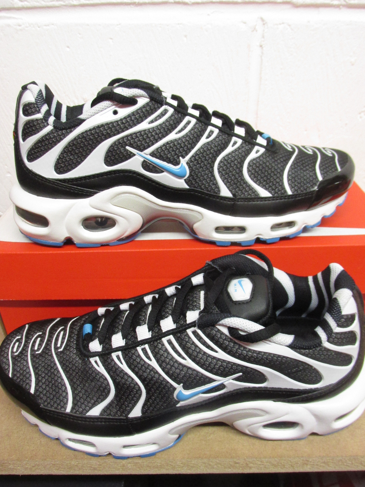 tennis shoes clearance