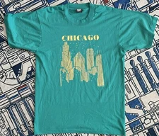 Vintage 80's Screen Stars Best Chicago Skyline Shirt size Men's LARGE FREE SHIP