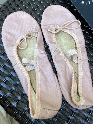 Capezio Teknik Pink Ballet shoes size 5 1/2