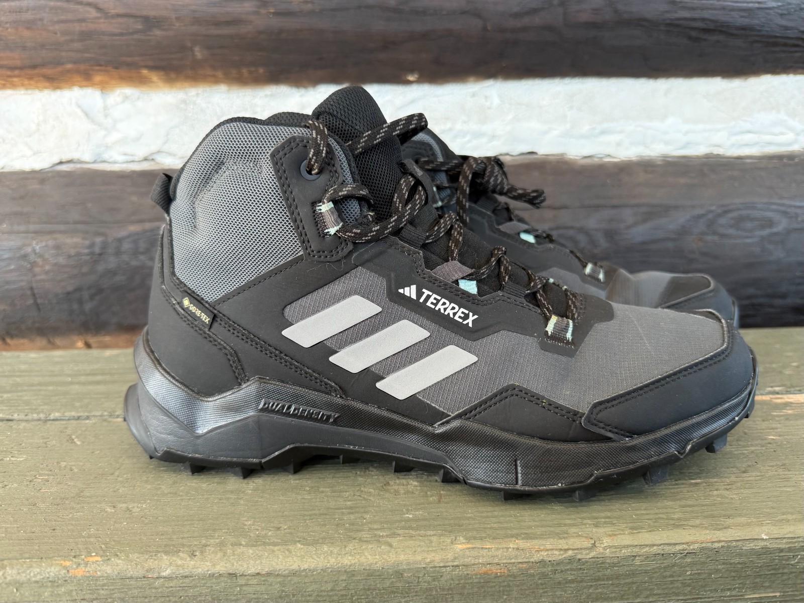 Women's Size 10 - Adidas Terrex AX4 GORE-TEX Mid Core Black W image 2