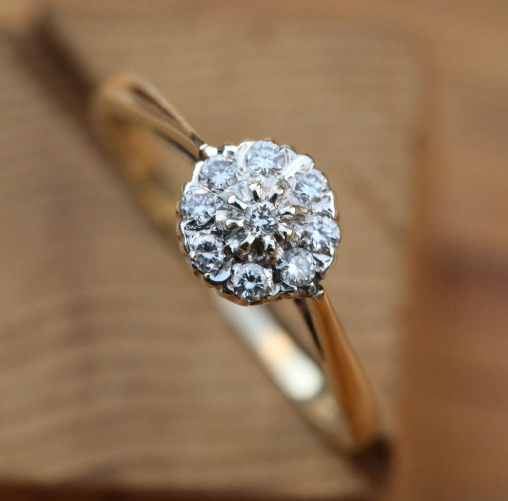 Flower Ring with Diamonds