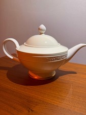vileroy boch teapot Ivoire NEW