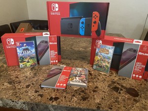 Nintendo Switch 32GB Neon Red/Blue Console Bundle w/ Game ...