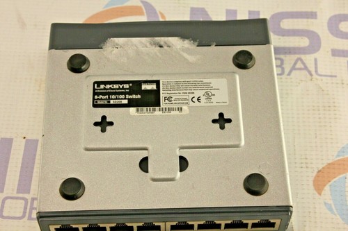 Linksys SD208 8-Port 10/100 Network Switch - Picture 3 of 3