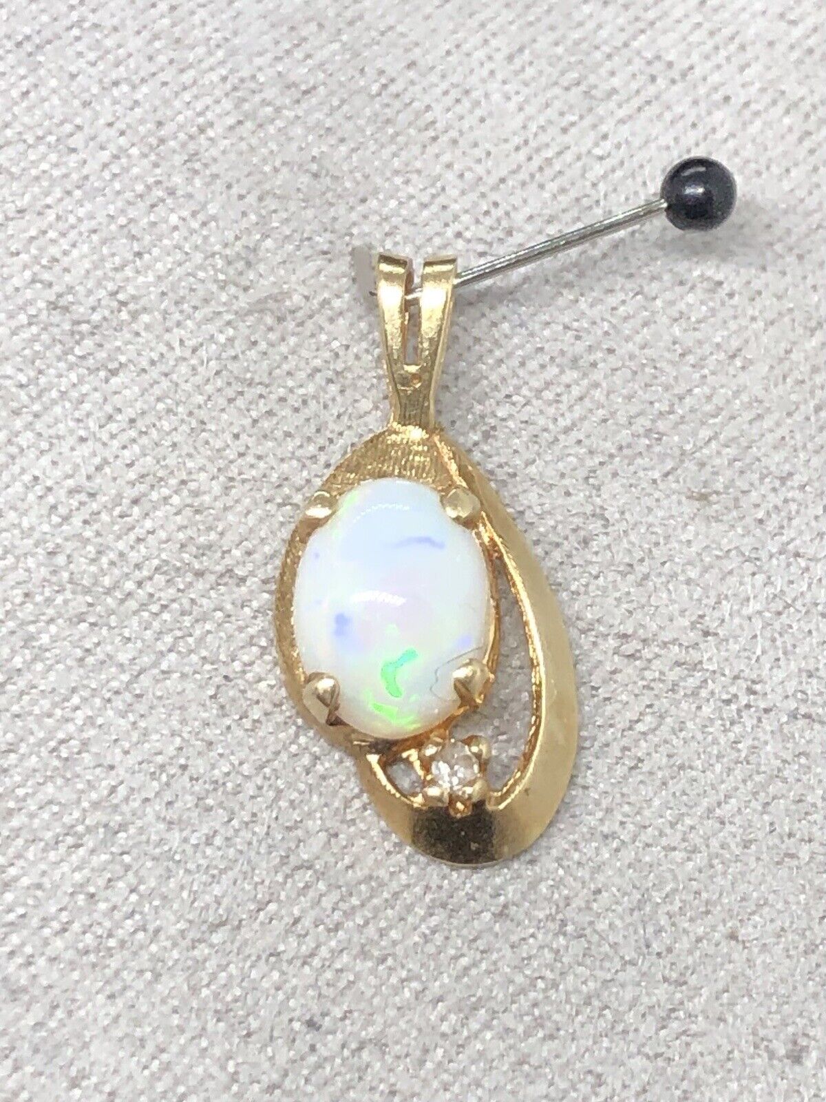 Simple 14k Yellow Gold Oval Opal Pendant Teardrop… - image 1