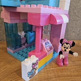 Lego Duplo Minnie Mouse Bow-Tique retired set 10844