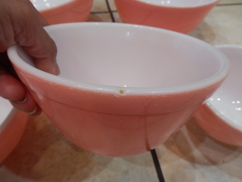 Vtg. Pyrex Nesting Mixing Bowls Flamingo Pink( Set of 5) 401, 402, 403, 404 - Picture 9 of 12