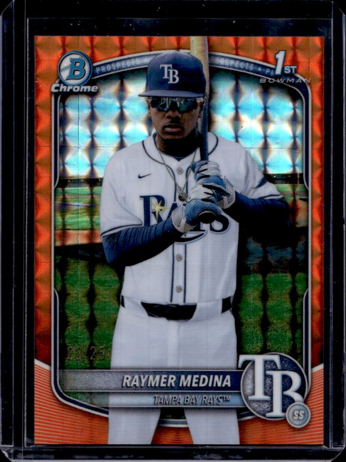 2025 Bowman Chrome Raymer Medina Orange Geometric Refractor 1st Prospect #/25