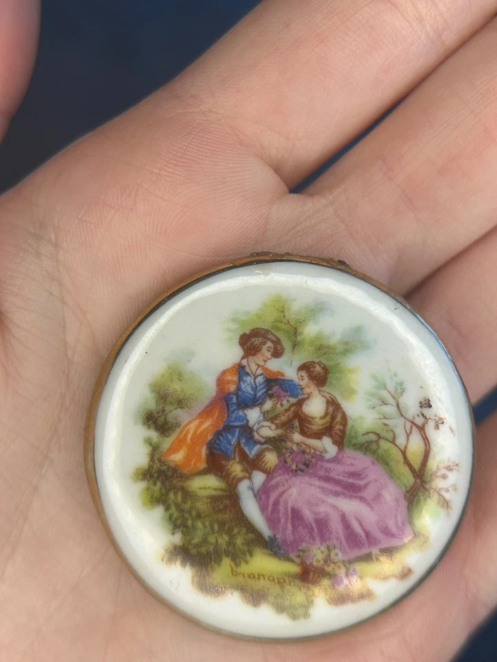 Vintage Fragonard Courting Couple Porcelain Plaque 1.6” Limoges Style - Image 3 of 4