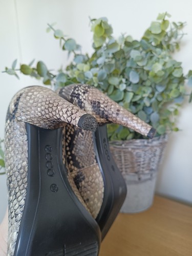 ECCO snake Animal print leather court shoes Size 3 36 Wedding Work Smart Office - Picture 6 of 7