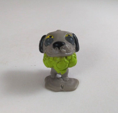 The Ugglys Pet Shop Series 1 Grossest Gray Junk Terrier