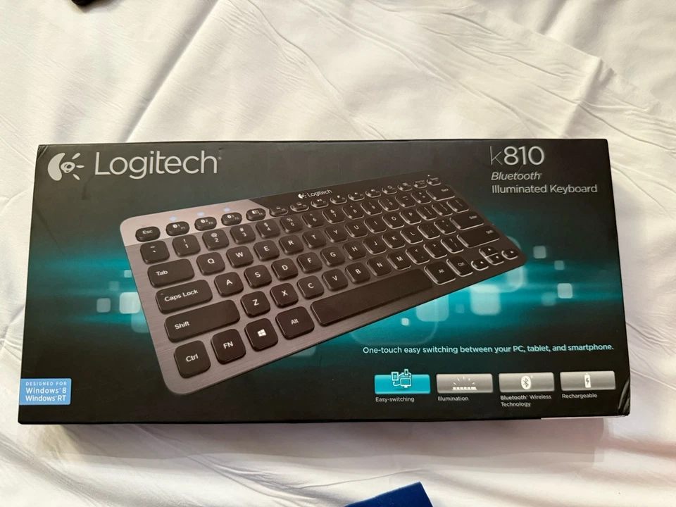 Logitech K810 Black/Gray Wireless Bluetooth Illuminated Keyboard RARE!!! - Image 2 of 3