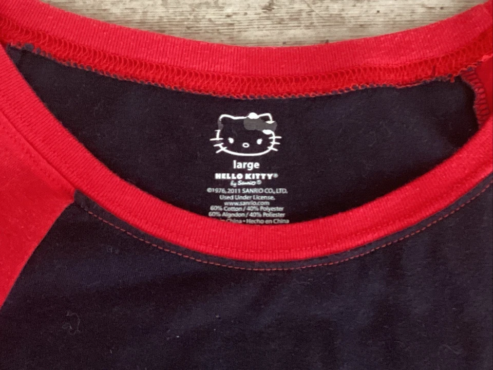 HELLO KITTY Long Sleeves Black & Red Large - Image 3 of 4