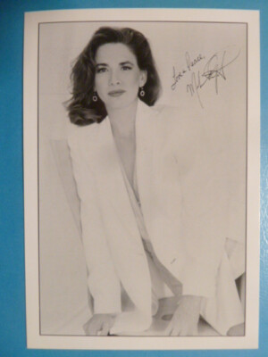 -ke- Melissa Gilbert (USA), autograph card (signature printed) 13x18 cm