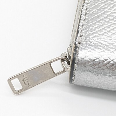 【値下げ】CELINE Cチャーム ZIPPED WALLET 付属品あり！ Celine Dark Green Quilted Leather Compact Zip C Charm Wallet