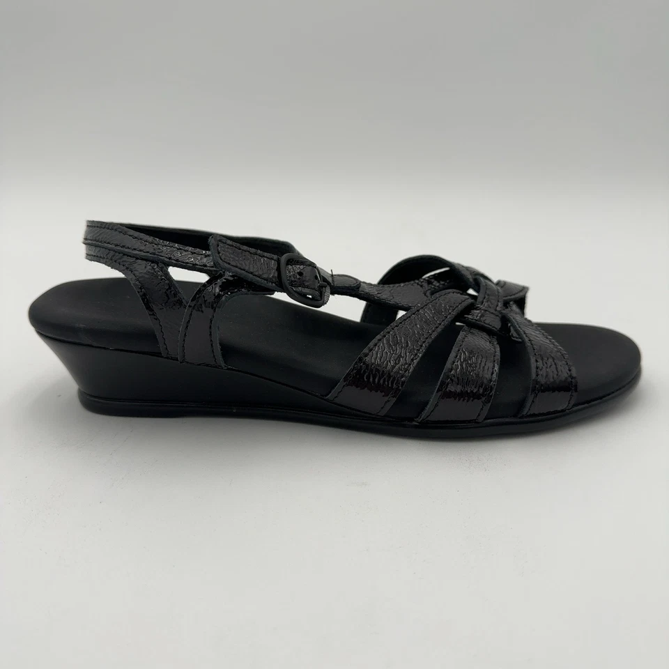 SAS Women's Aurora Lightweight Breathable Comfort Sandal, Carbon Black, Sz7.5 WW - Image 2 of 4