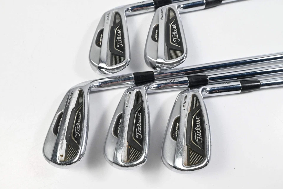Titleist 712 AP2 Irons / 6-PW / Regular Flex Dynamic Gold SL Shafts - Image 2 of 4