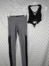 Victorias Secret PINK Ultimate Leggings  Sports Bra Lot XS