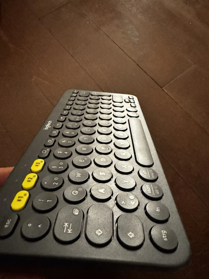 Logitech K380 kabellose Bluetooth Tastatur - Bild 2 von 3