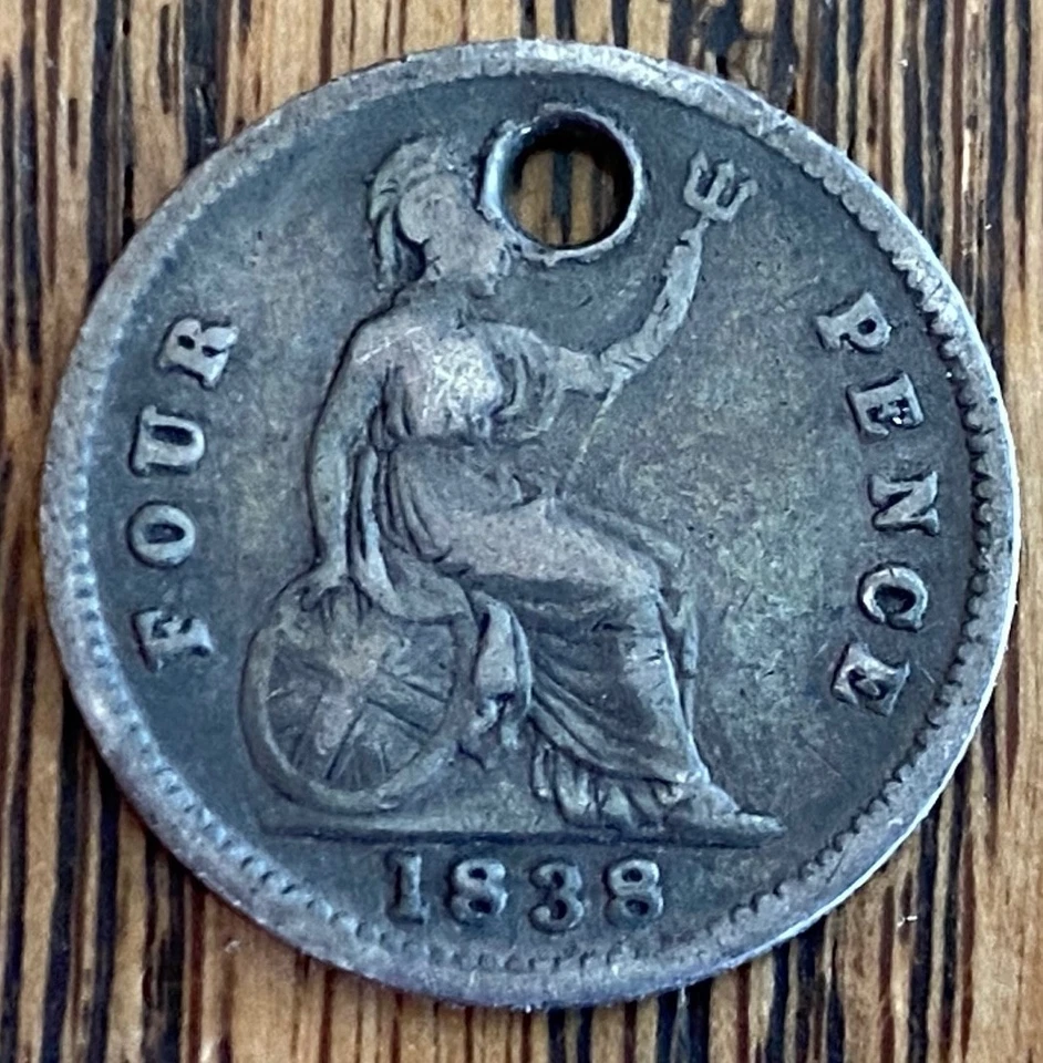 1838 GREAT BRITAIN  QUEEN VICTORIA FOURPENCE - SILVER GROAT -NICE DETAIL - HOLED - Image 2 of 4