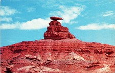 Vintage Mexican Hat Rock Utah Postcard Red Rock Formation Roben Co