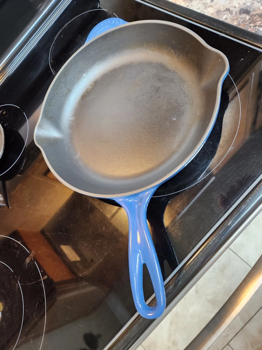 Le Creuset 26 Blue Double Spout Ridged 10.5” Skillet France Nice