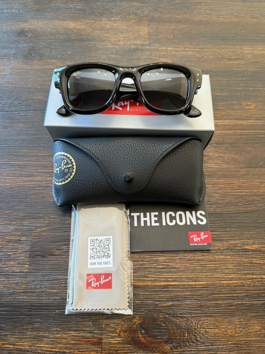 RB4940 601/87 RayBan Wayfarer Puffer Black Frame Ultra Black Lens