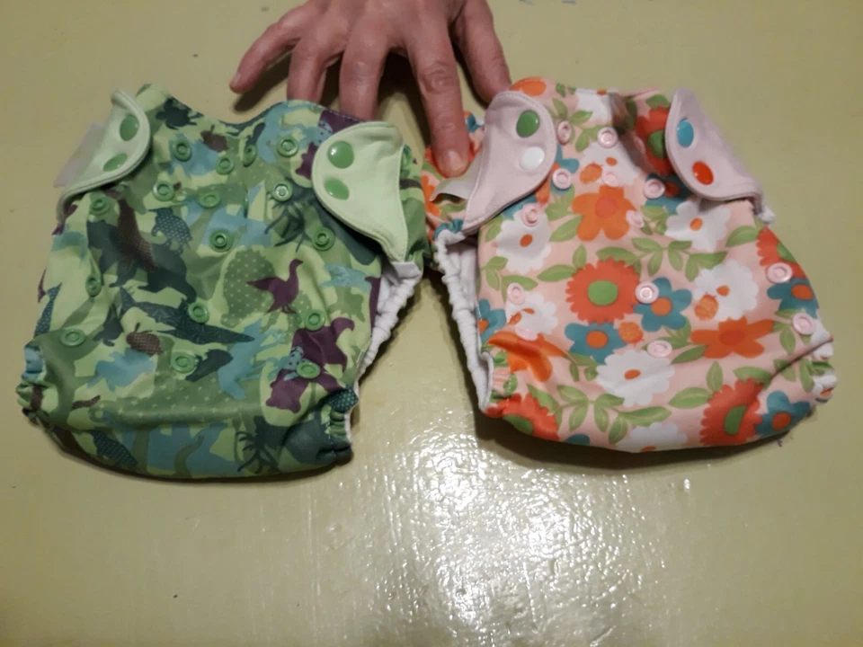 bum genius Washable Hot and Hit Cloth Baby Diaper with Combo 2 Diapers 2 Pads - Image 2 of 4