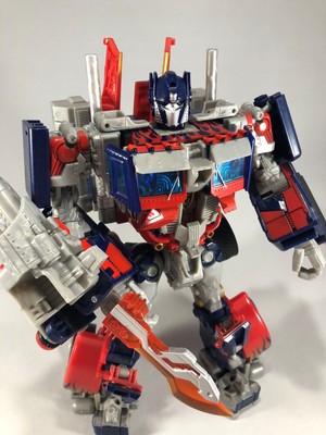 transformers 2007 leader class optimus prime