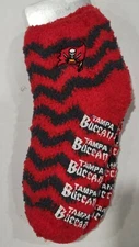 NFL Tampa Bay Buccaneers Fuzzy Soft Socks, New (Zebra Slipper Style)